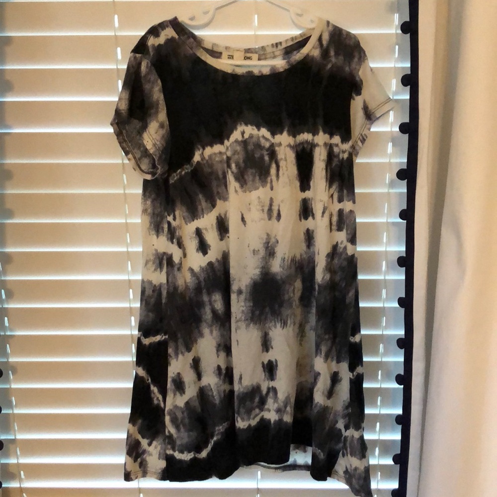 short sleeve dress